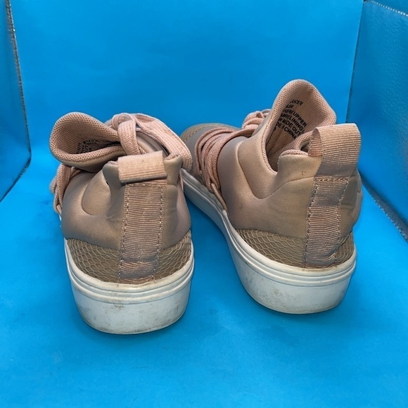Steve Madden Lancer Women’s Sneakers Size 6.5M Blush Pink Casual Shoes - Picture 4 of 7